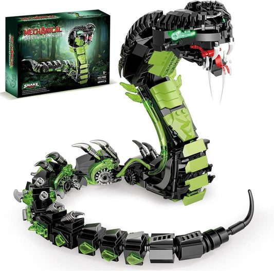 DK 7052 Mechanical Spectacled Cobra, an assembled black and green brick-built cobra next to its box