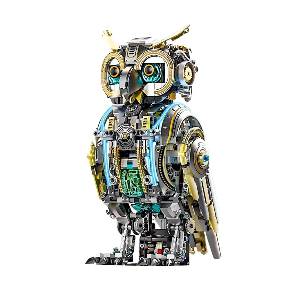 Mechanical Cyber Owl – MJI 13094 building set with bonus motor – assembled owl standing, on white background
