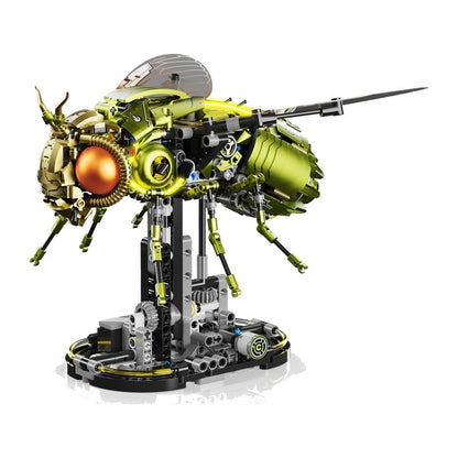 Mechanical Fly – MJI 13153 motorised building set – assembled mechanical fly on stand on a white background