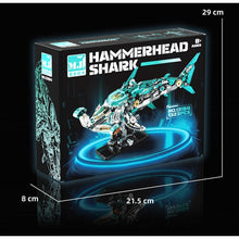 Mechanical Hammerhead Shark – MJI 13154 motorised building set – front of the retail box with box dimensions (29 x 21.5 x 8 cm)