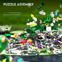 Semi-Mechanical Frog – MJI 13058 motorised building set – loose building pieces of the set
