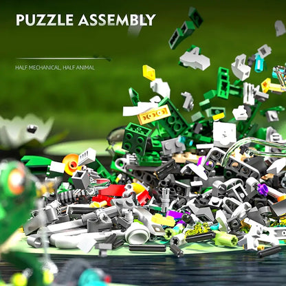 Semi-Mechanical Frog – MJI 13058 motorised building set – loose building pieces of the set