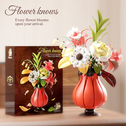 Flourishing Flowers Bouquet – MJI 13068 botanical building set – retail box beside the assembled bouquet