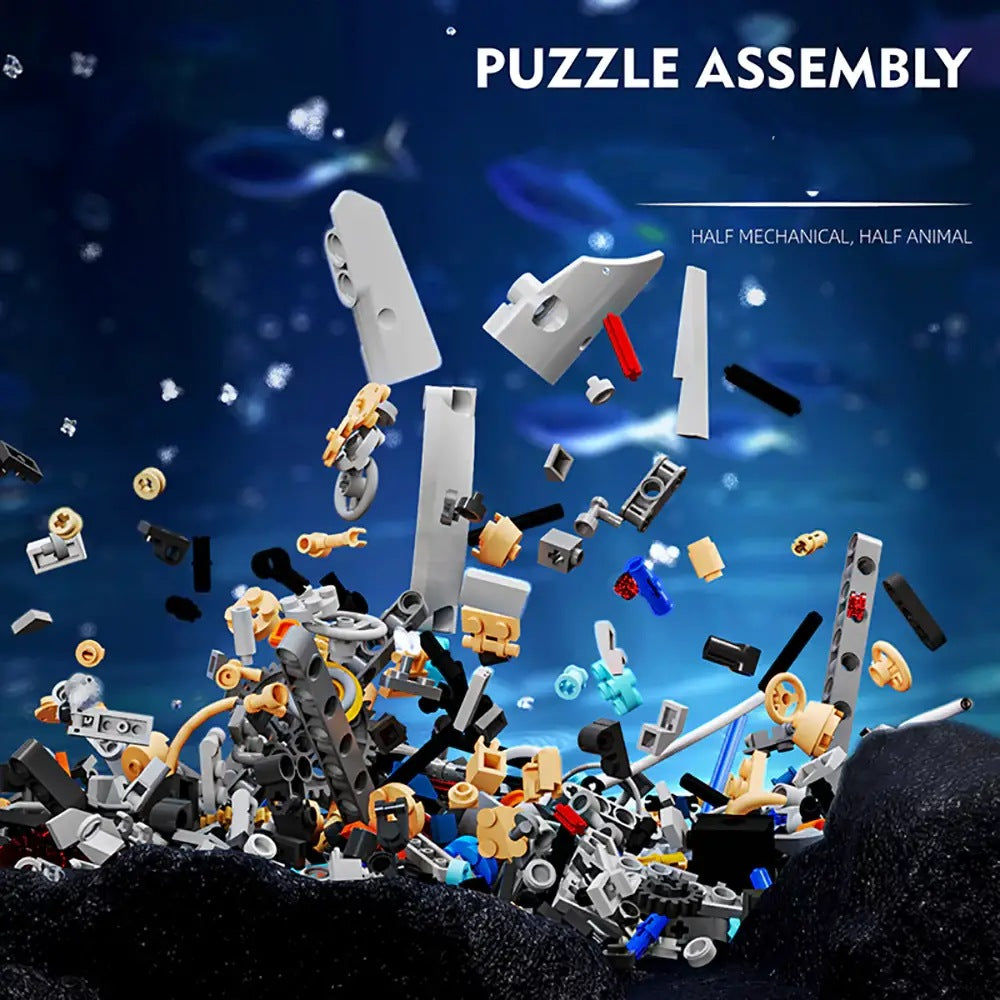 Mechanical Whale – MJI 13059 motorised building set – loose building pieces of the set