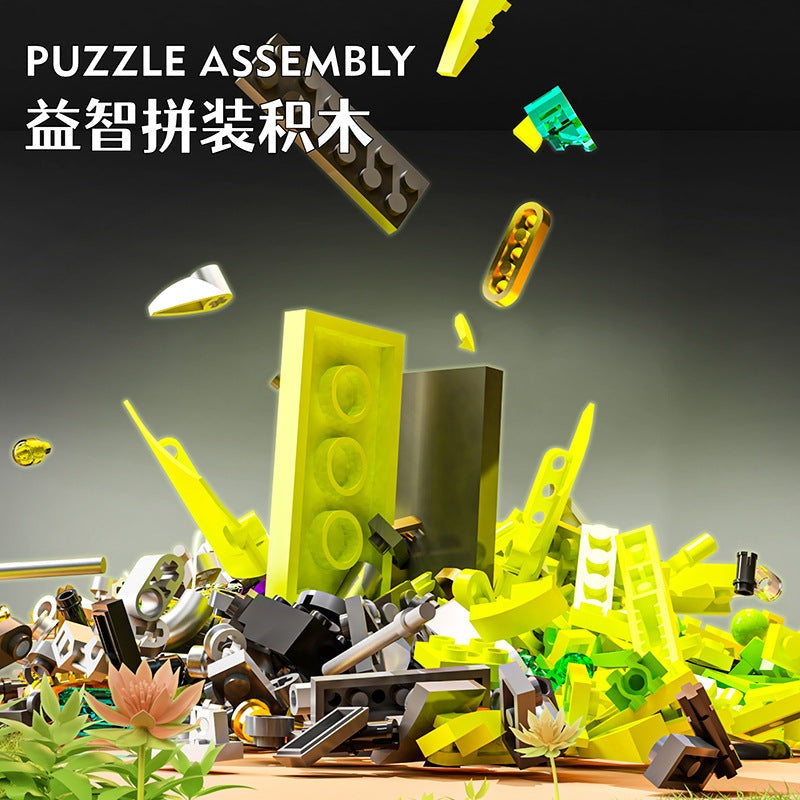 Mechanical Mantis – MJI 13055 motorised building set – loose building pieces and part of the build