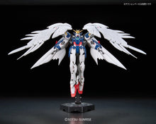 GUNDAM - Model Kit - Real Grade - Wing Gundam Zero EW - 13 CM
