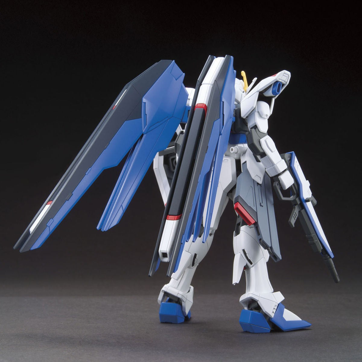 HGCE Freedom Gundam – Bandai – rear