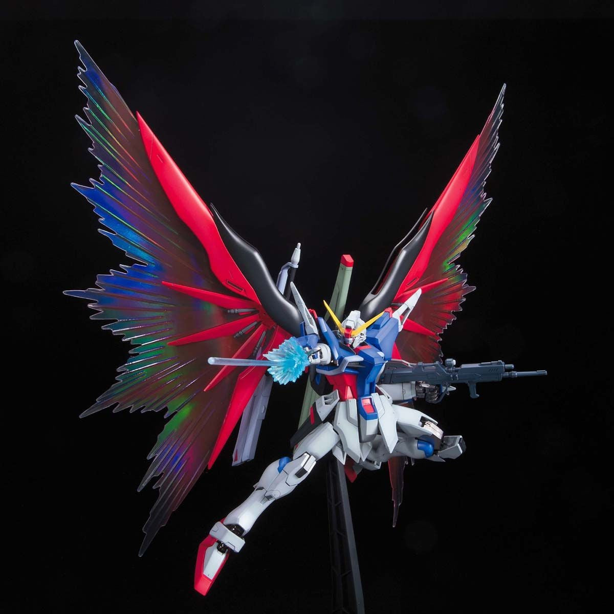 Bandai MG 1/100 Destiny Gundam Extreme Blast Mode – flying pose