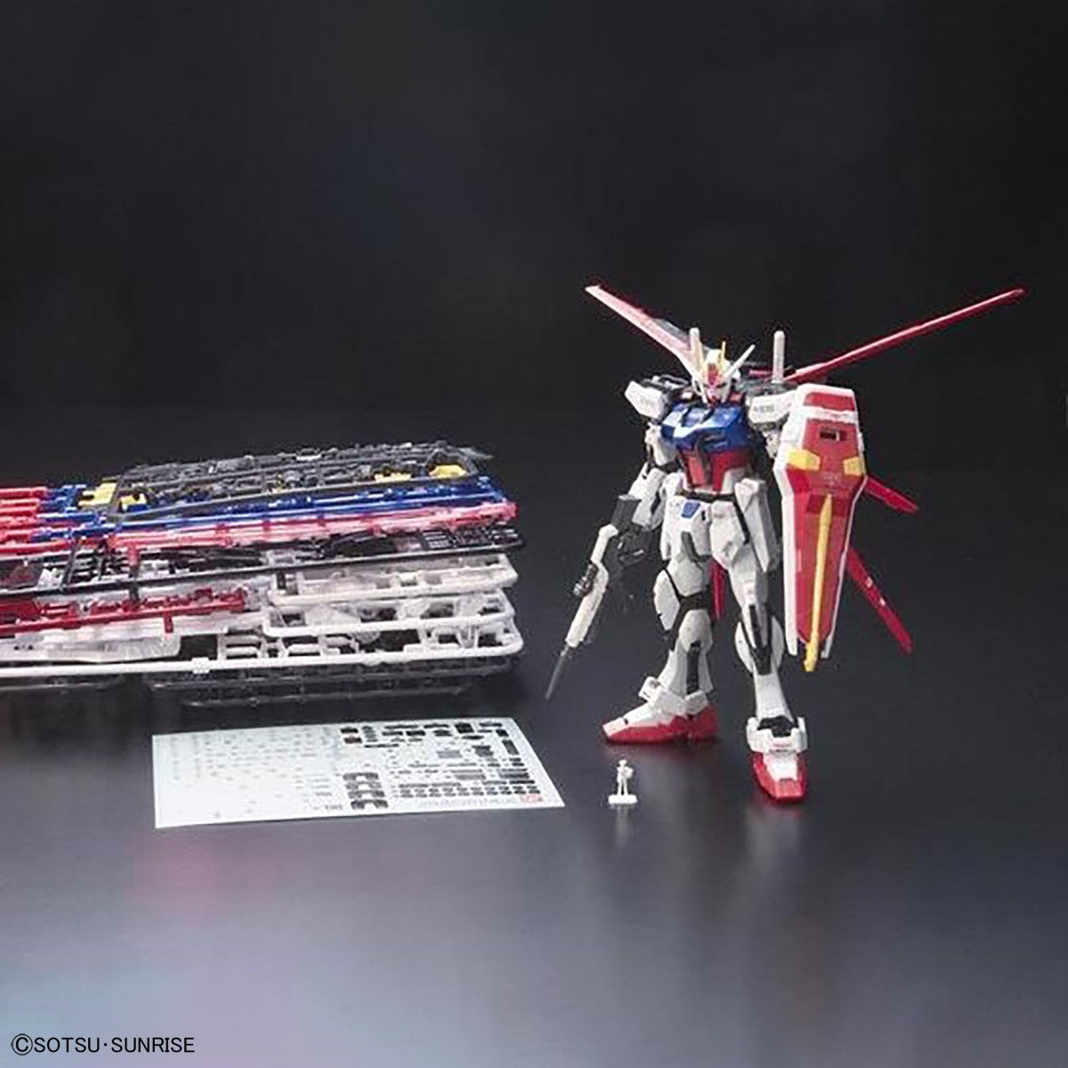 RG Aile Strike Gundam – Bandai – with runners