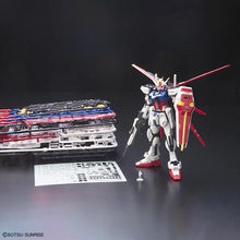 RG Aile Strike Gundam – Bandai – with runners