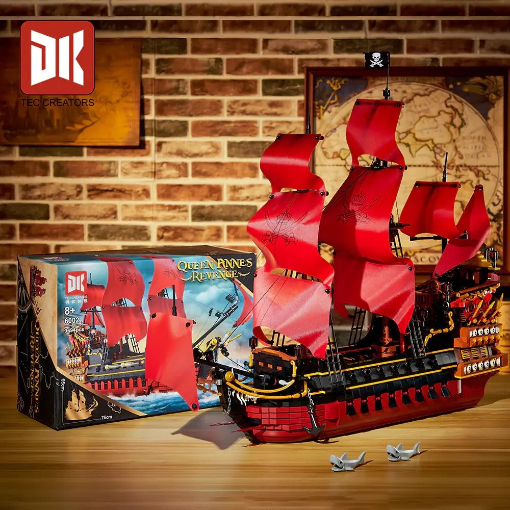 Queen Anne's Revenge Pirate Ship – DK 6002 building set – assembled ship next to the retail box