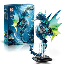 Mechanical Seahorse – DK 7011 building set – assembled seahorse next to its retail box