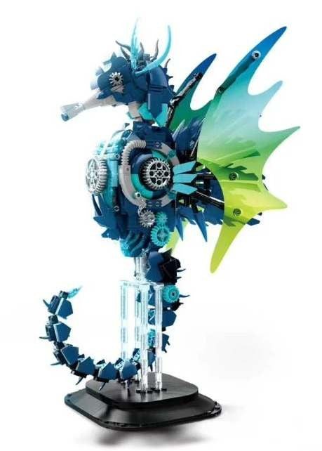 Mechanical Seahorse – DK 7011 building set – assembled seahorse on its display stand