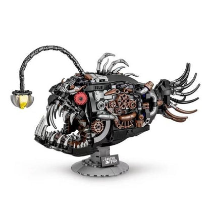 Mechanical Lantern Fish – DK 7042 building set – assembled mechanical lantern fish