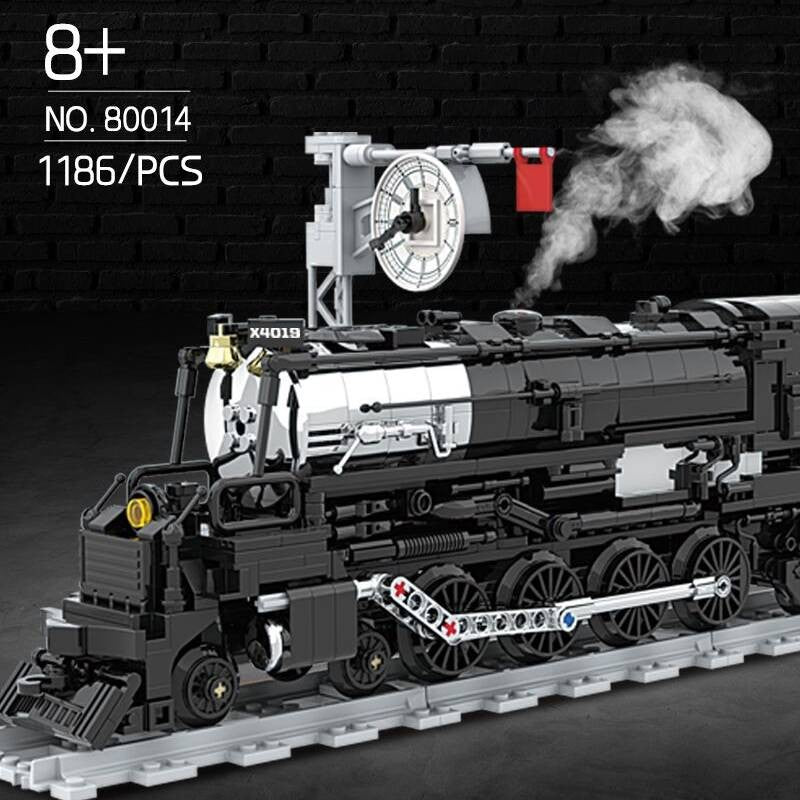 Big Boy Steam Locomotive – DK 80014 building set – assembled locomotive on its track section