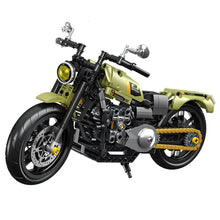 Green Motorcycle – Forange FC9303 building set – assembled motorcycle, side view