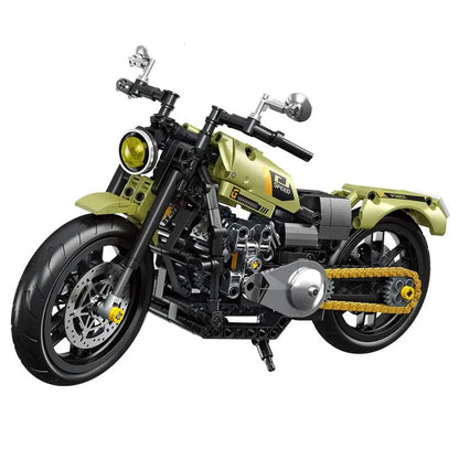 Green Motorcycle – Forange FC9303 building set – assembled motorcycle, side view