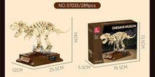 T-Rex Skeleton – JIESTAR 57035 building set – assembled size and the retail box