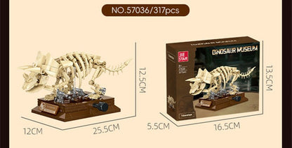 Triceratops Skeleton – JIESTAR 57036 building set – assembled size and the retail box