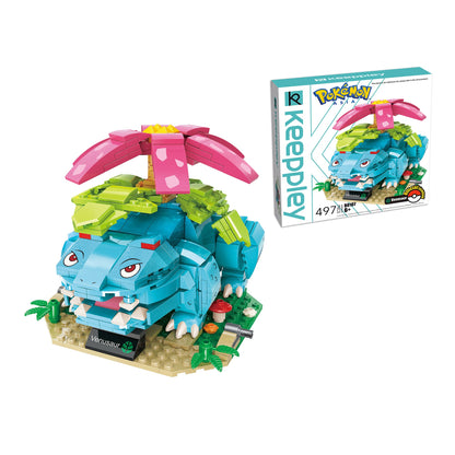 Venusaur – Keeppley B0107 Pokémon building set – assembled model next to the retail box