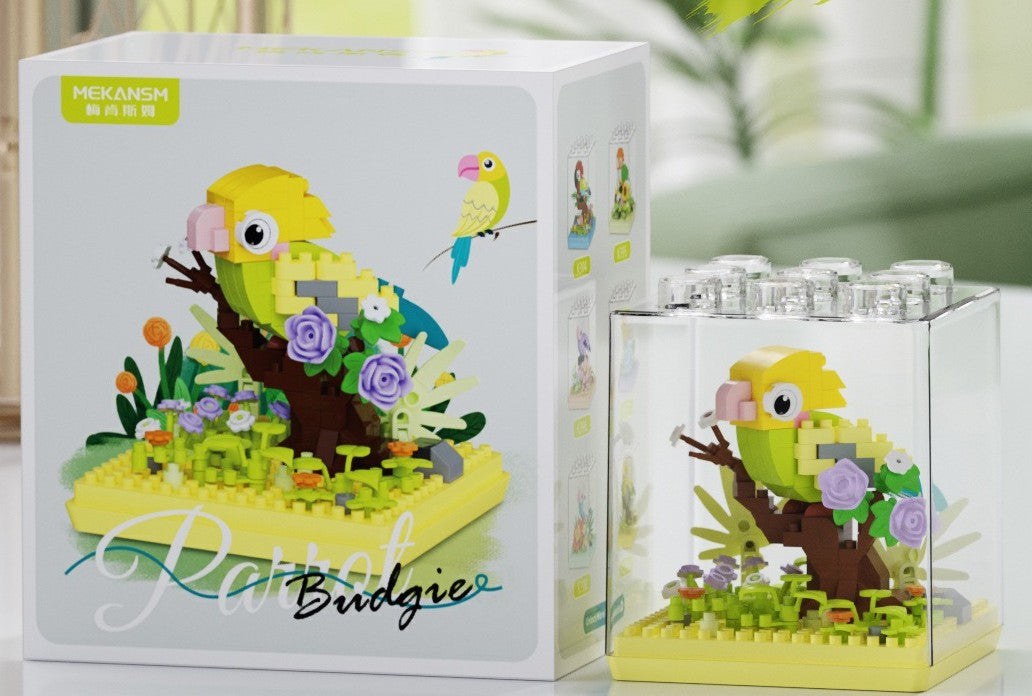 Budgie – MEKANSM K399 micro block set – retail box and the assembled budgie in its dust cover