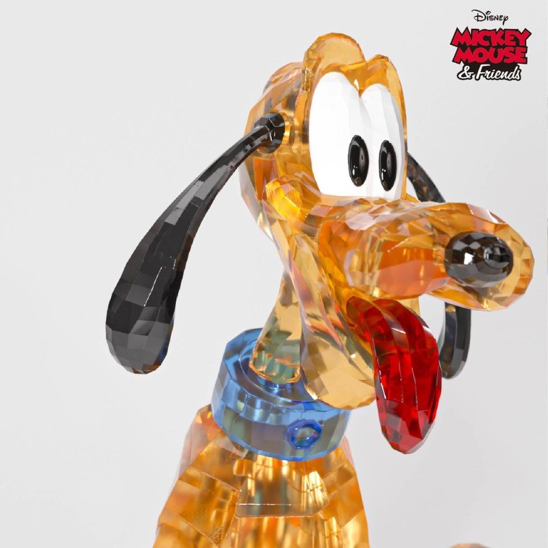 Pluto – MGL Toys Disney crystal building block figure – close-up of the crystal-look bricks