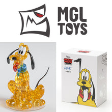Pluto – MGL Toys Disney crystal building block figure – assembled figure next to its retail box