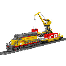 SD40-2 Diesel Locomotive – Mould King 12027S building set – locomotive, container wagon and crane platform on track