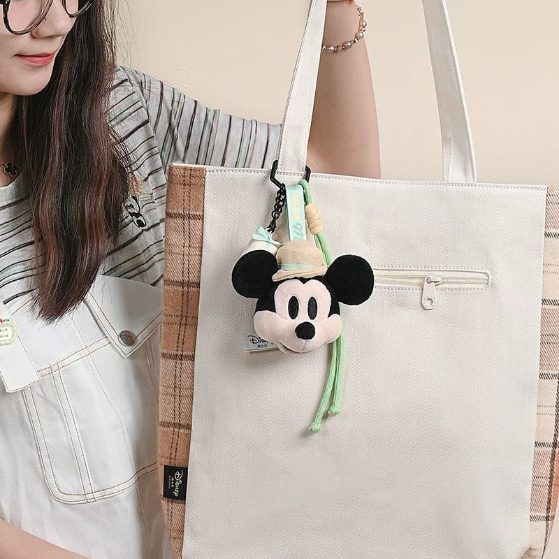 Mickey Mouse – Potdemiel Enjoy Sweet Life plush keychain – on a tote bag