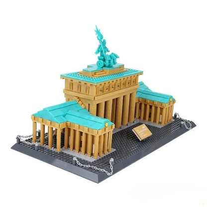 Brandenburg Gate – WANGE 6211 architecture building set – three-quarter view with the Quadriga