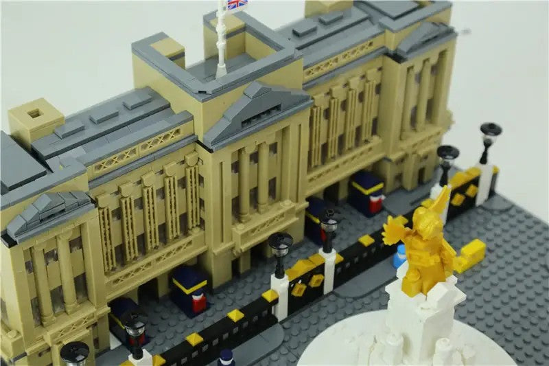 Buckingham Palace – WANGE 6224 architecture building set – side view of the palace and forecourt