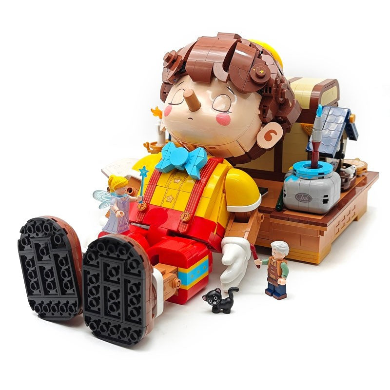 Pinocchio – Wekki 506186 building set – assembled model, side view