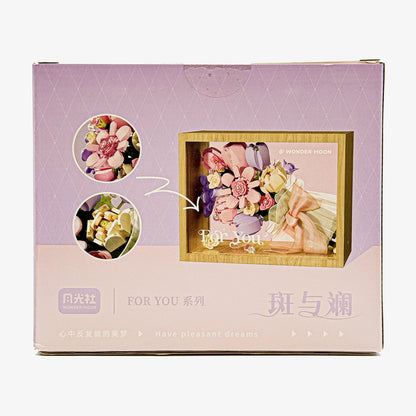 Wonder Moon 804216 The Gorgeous Blooms flower case – box