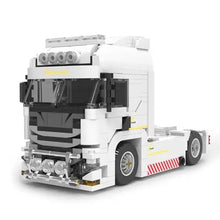 European Truck – Xbert 66032 building set – assembled European truck tractor